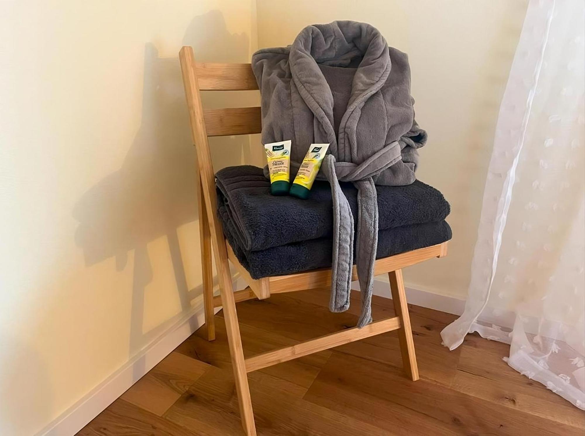 Ferienhaus Deine Zeit Mit Sauna Und Wallbox Nettersheim Pokój zdjęcie